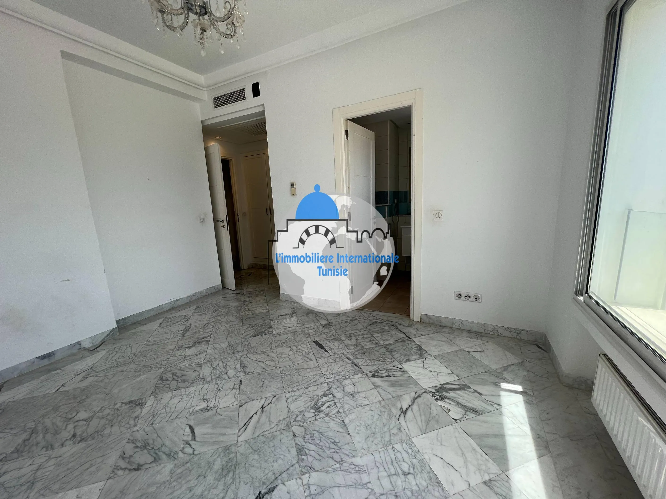 A vendre S+3 vue sur mer à Kantaoui