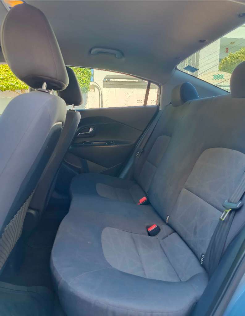 🚘 KIA RIO