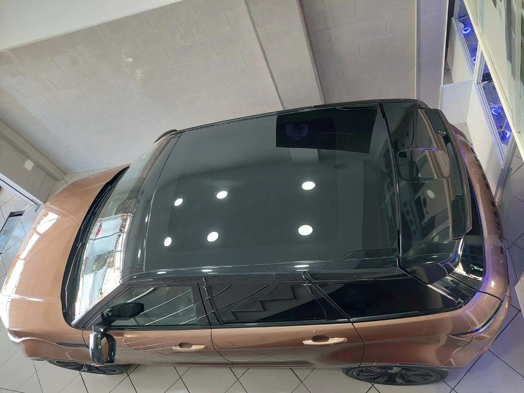 Land Rover Évoque 2.2L - Km 115 mille - Tel 98479647 