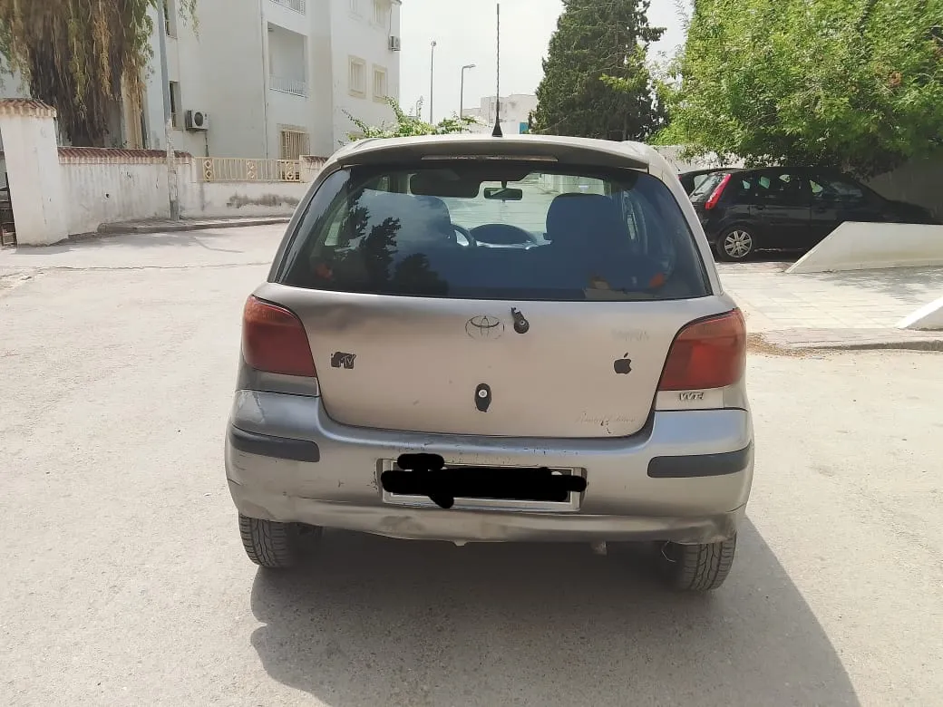 Toyota Yaris model 2005