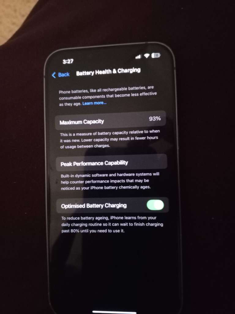 iPhone 14 batterie 93 128gb haja ndhifa