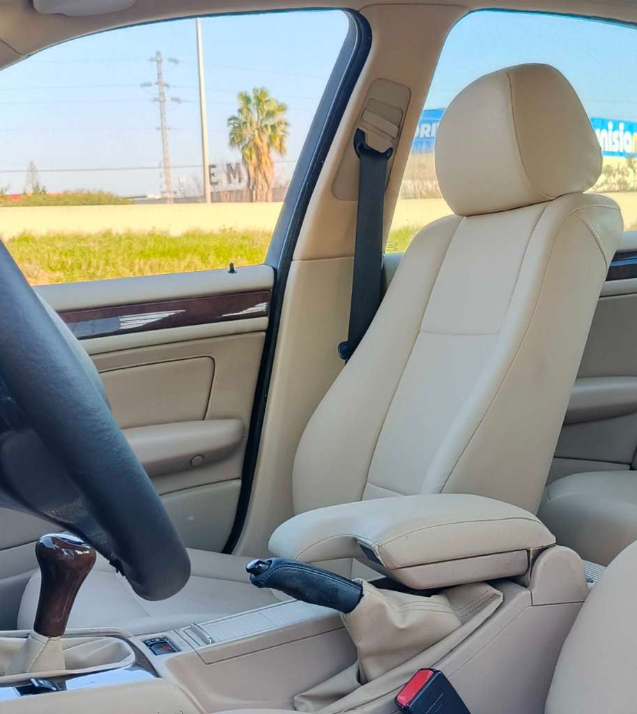 ‎🚘 BMW SERIE 3 E46 318d 
