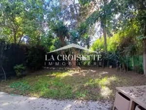 Appartement S+2 meublé avec jardin à La Marsa MAL2409