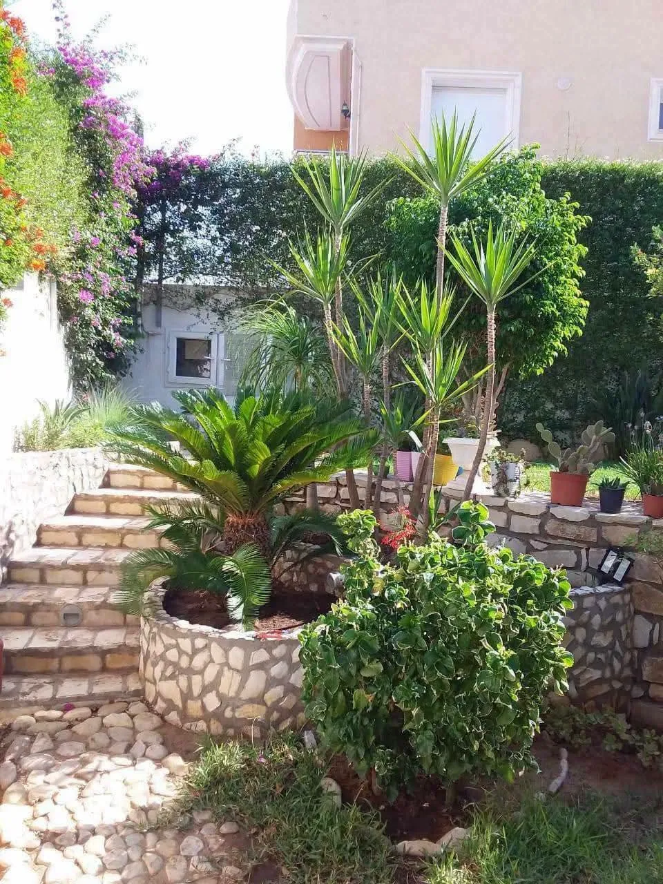 A VENDRE VILLA DE LUXE À KHEZMA