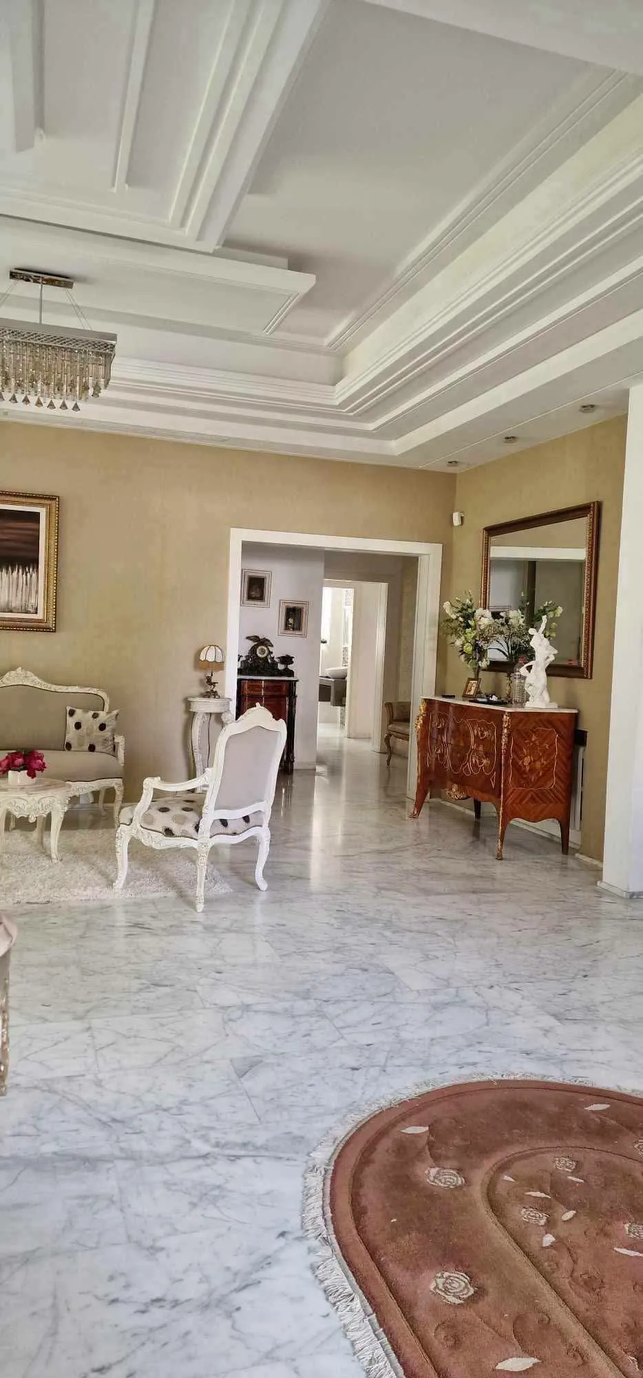 A VENDRE VILLA DE LUXE À KHEZMA