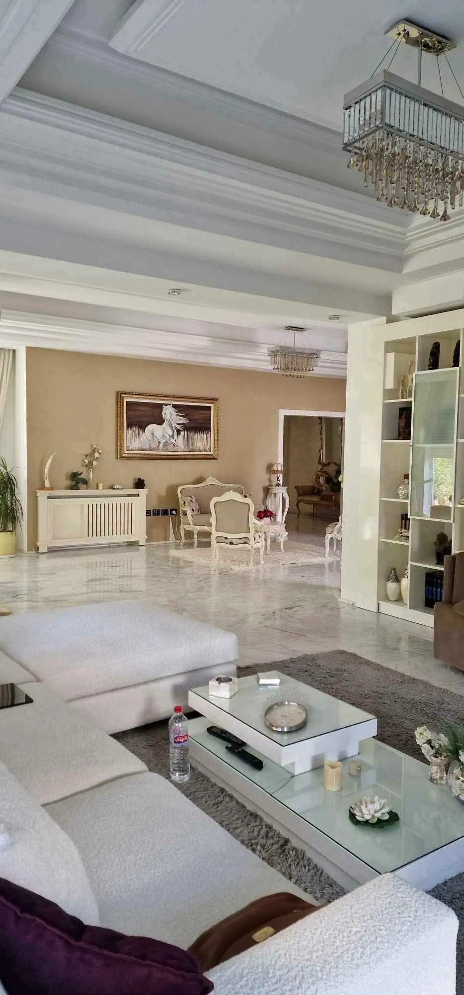 A VENDRE VILLA DE LUXE À KHEZMA