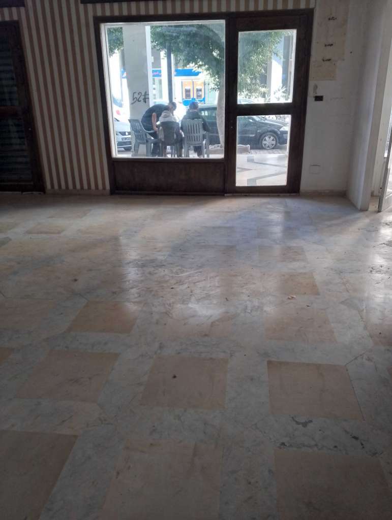 Local commercial à louer à sfax 