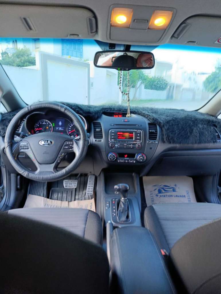Kia cerato 