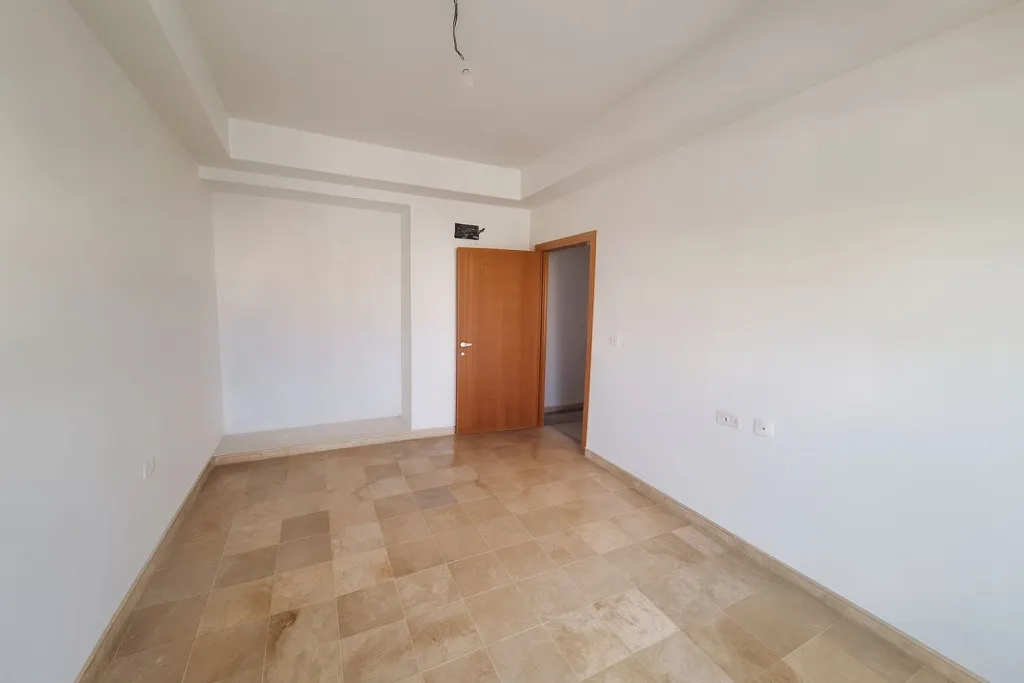 À vendre – Appartement S+1 à Mourouj 5/6, résidence récente et sécurisée avec parking au sous-sol
