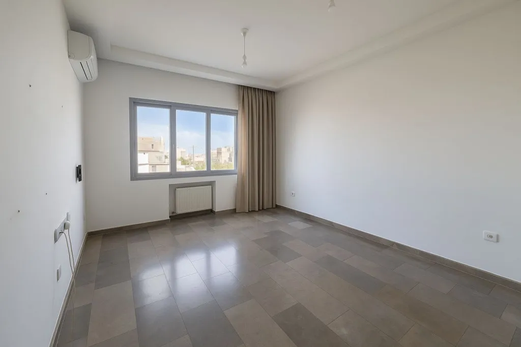 À vendre – Appartement S+1 à Mourouj 5/6, résidence récente et sécurisée avec parking au sous-sol