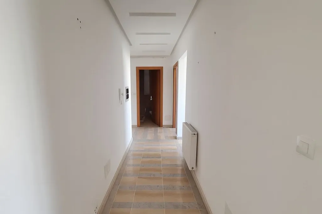 À vendre – Appartement S+1 à Mourouj 5/6, résidence récente et sécurisée avec parking au sous-sol