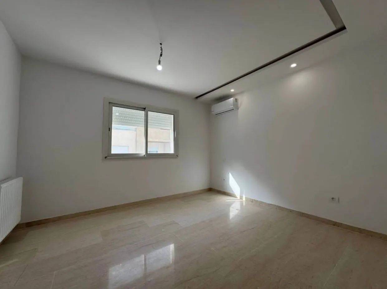 A Louer Appartement S+2 Jamais Habité à Menzah 9C