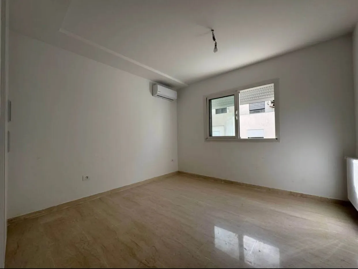 A Louer Appartement S+2 Jamais Habité à Menzah 9C