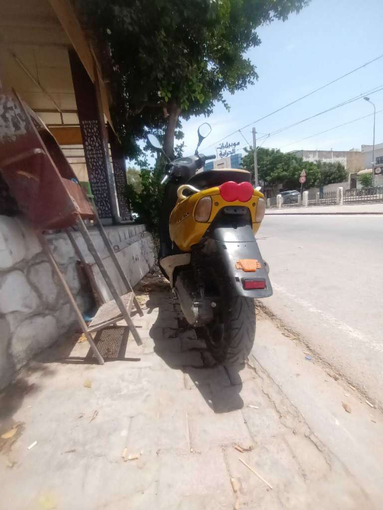   A vendre moto  oveto