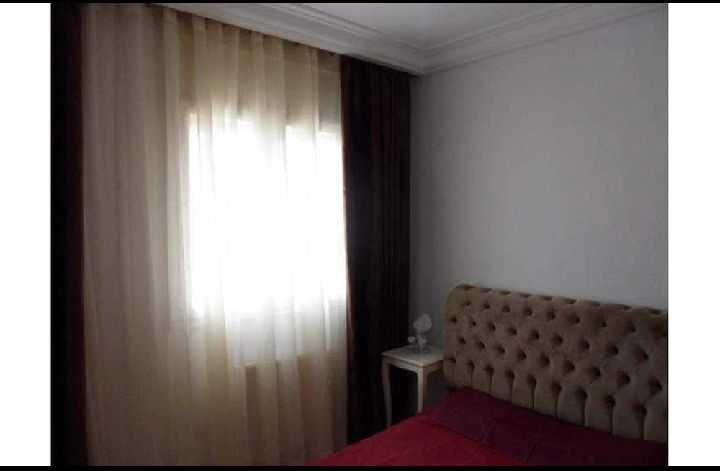 S+1 meuble cité palmeraie ain zaghouen