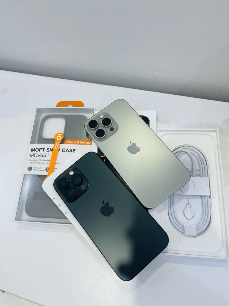 Iphone 16 pro max 100%