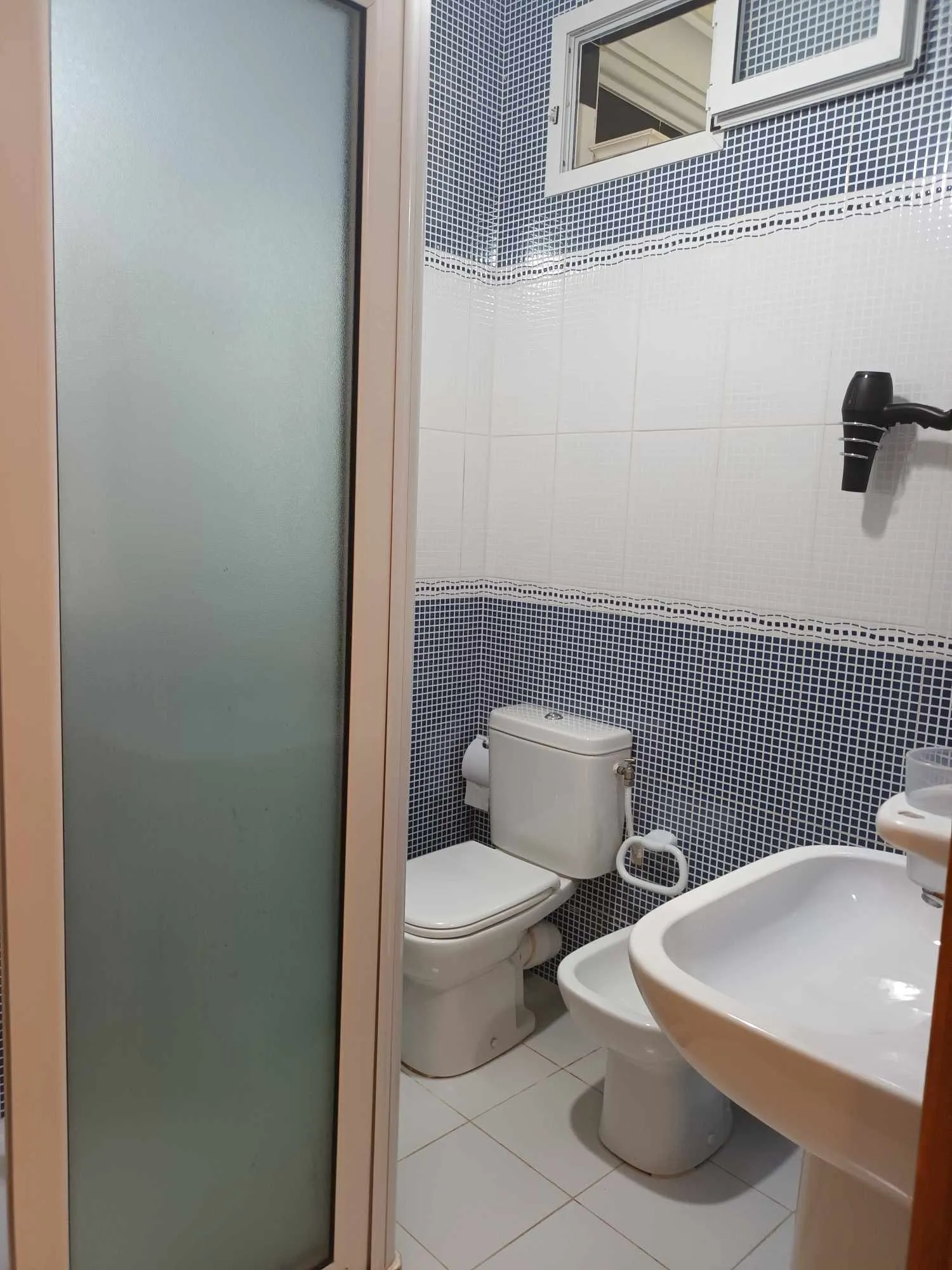 Appartement meublé à l'année à Corniche Bizerte