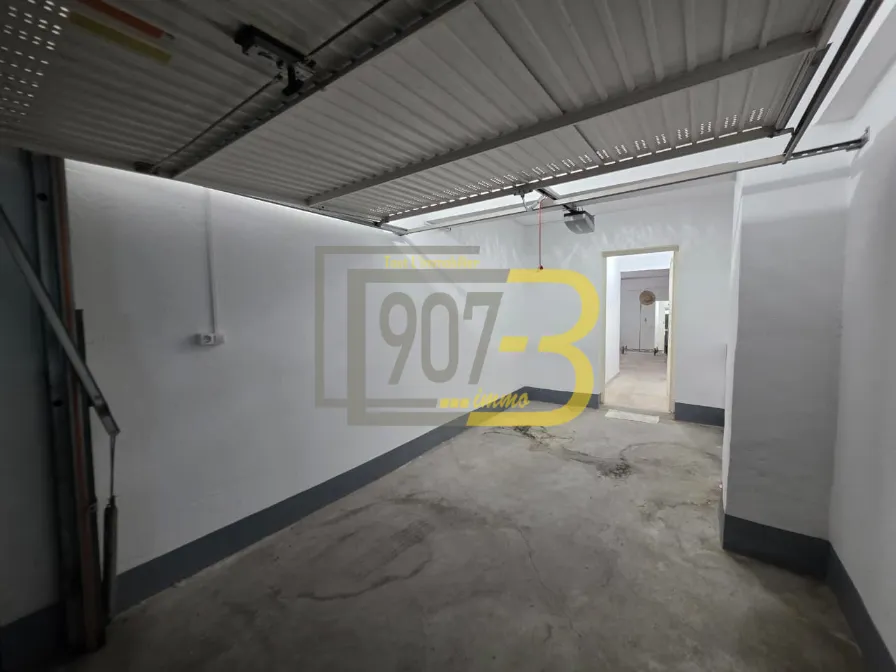 À Vendre – Dépôt 70 m² à Ennasr