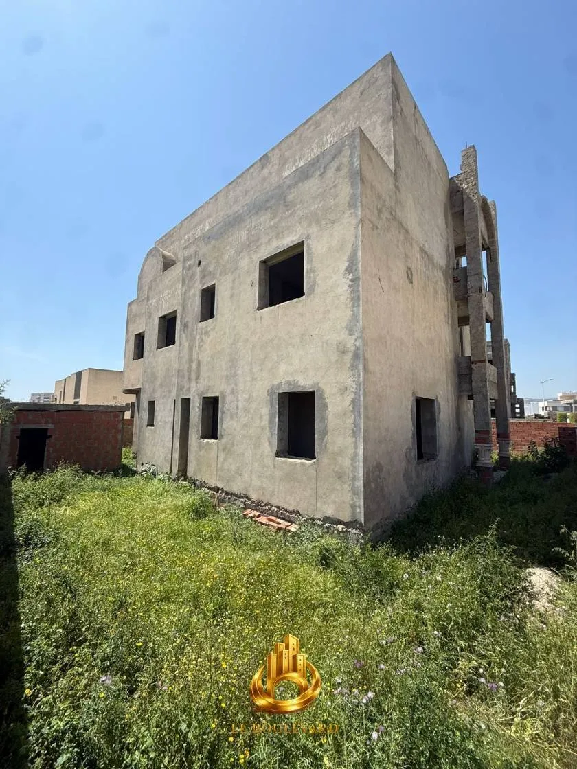 A Vendre Immeuble Inachevé R+2 à AFH Mrezga, Nabeul