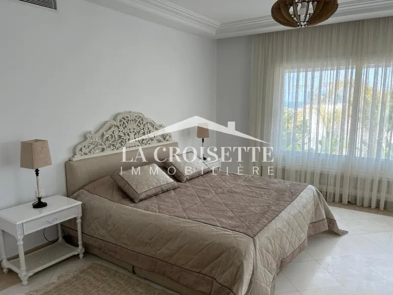 Duplex s3 vue sur mer à Gammarth MDL0096