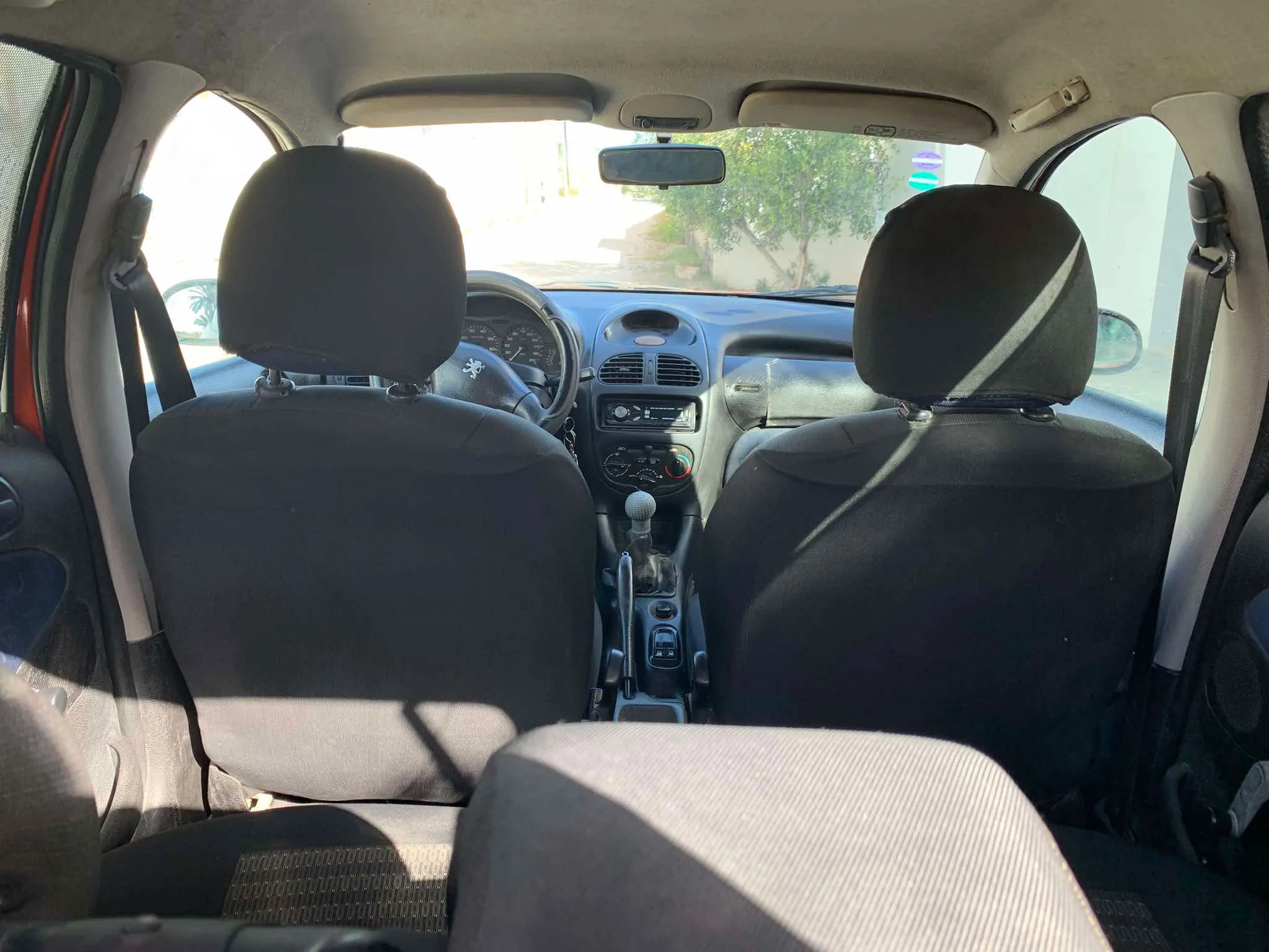 PEUGEOT 206