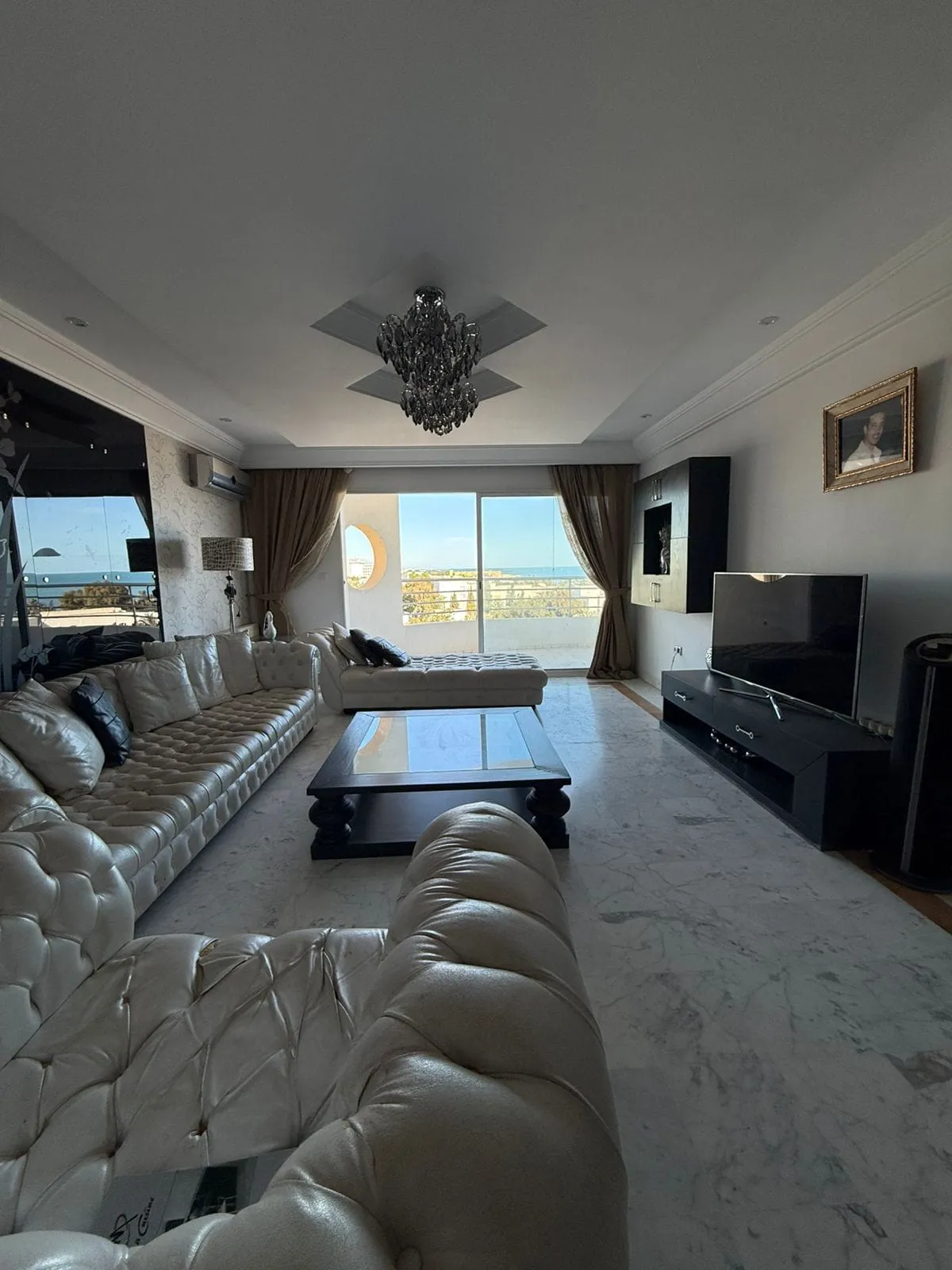 Appartement prestigieuse de type S+3 Haut Standing