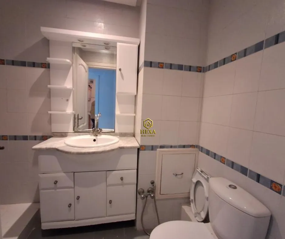 Appartement s3 à usage bureautique au lac 1