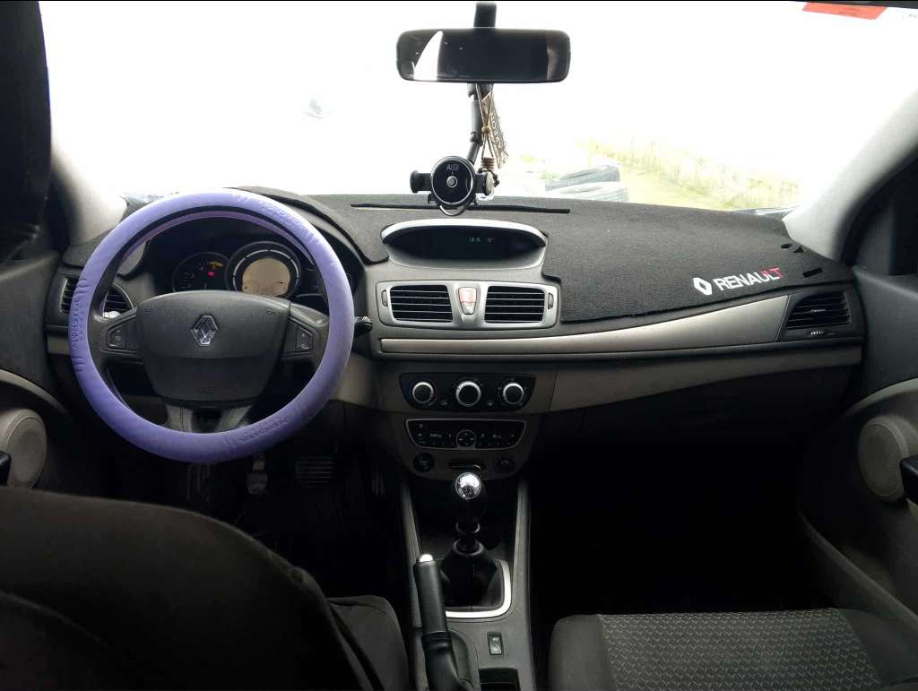 Megane 3DCI année 2010 Kilométrage Energie: Diesel 44544957