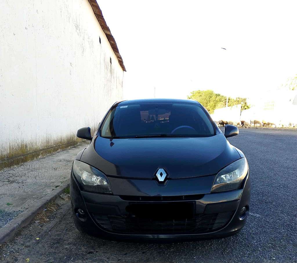 Megane 3DCI année 2010 Kilométrage Energie: Diesel 44544957