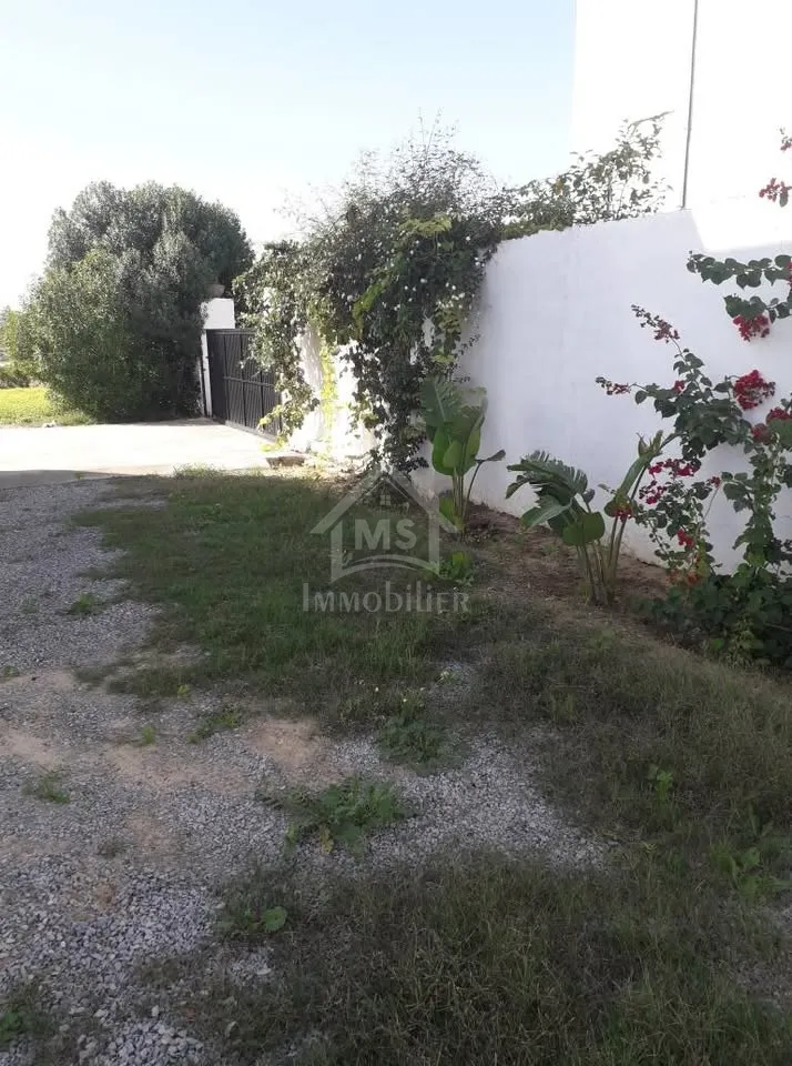 2 étages de villa indépendans à Hammamet Sud à vendre 51355351