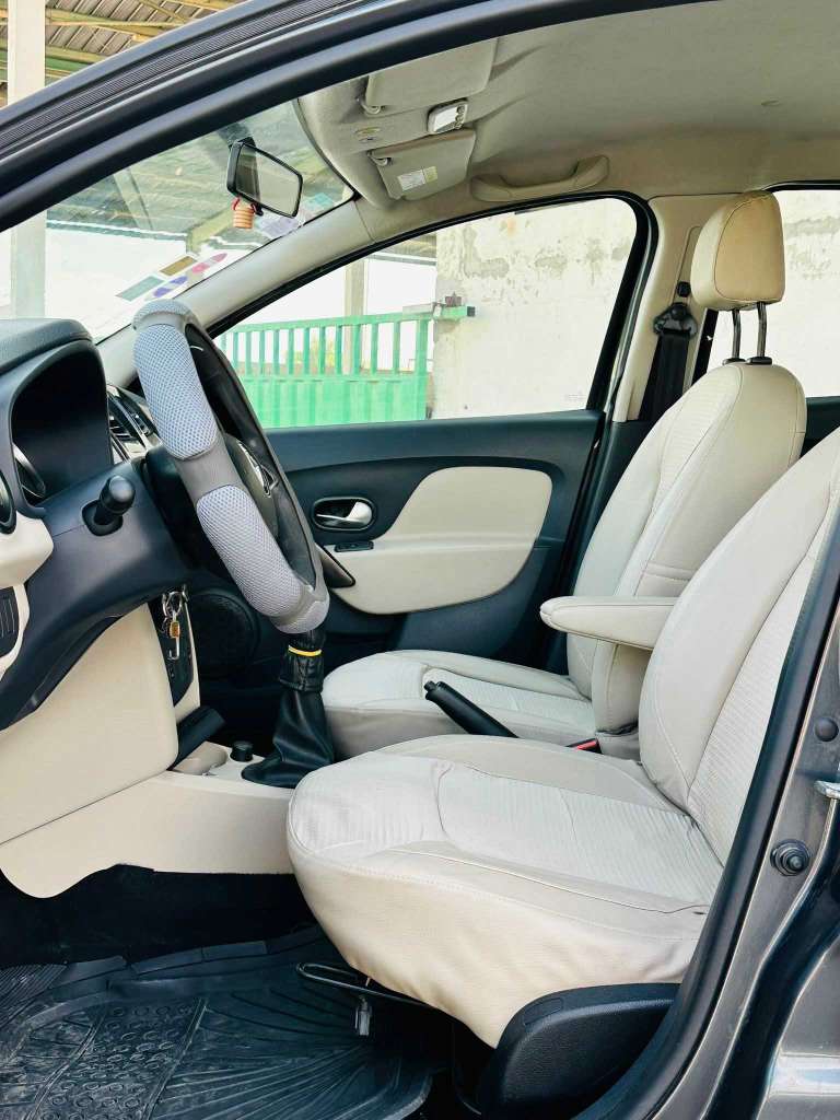 Symbol 3 elegance 5 chevaux 4 cylindre