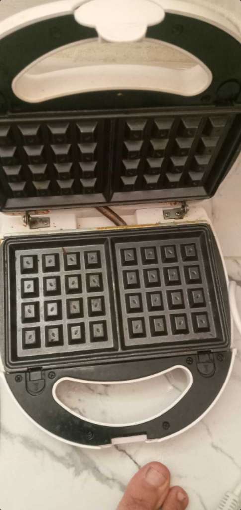 A vendre guaufrier 3in1 blach zouza 