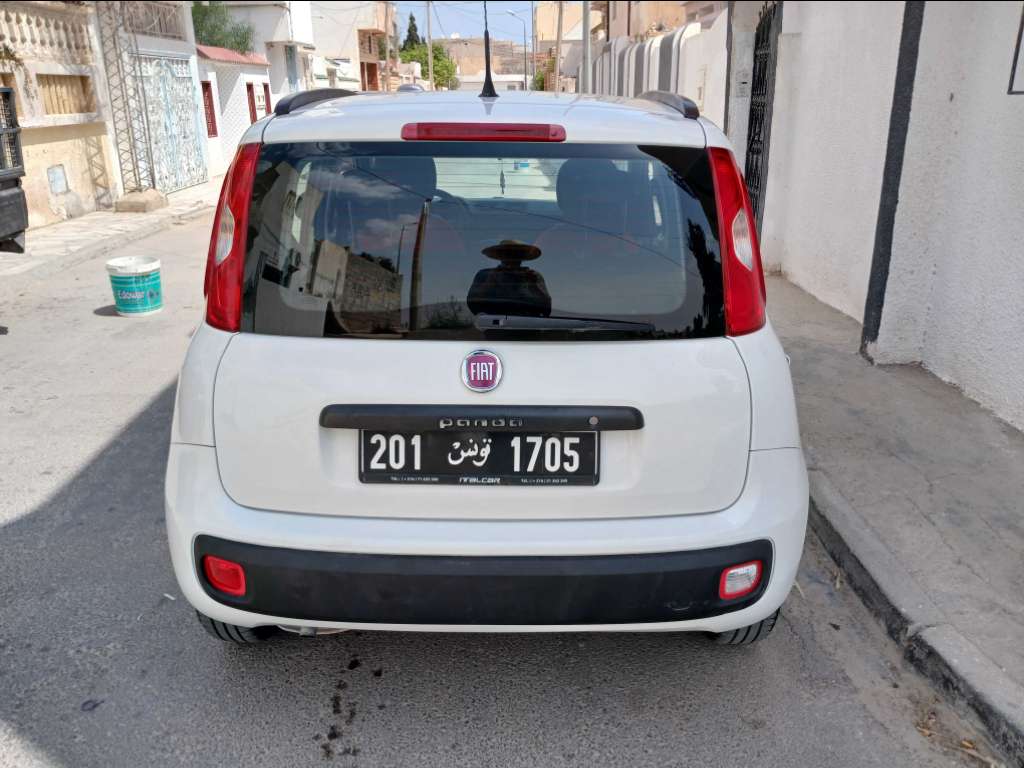 FIAT PANDA 1er main ESSENCE
