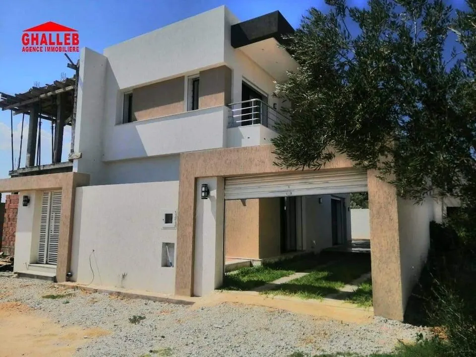 une belle villa haute qualité 29730412