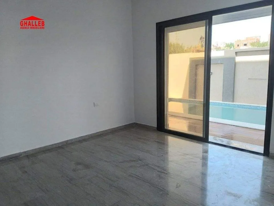 une belle villa haute qualité 29730412