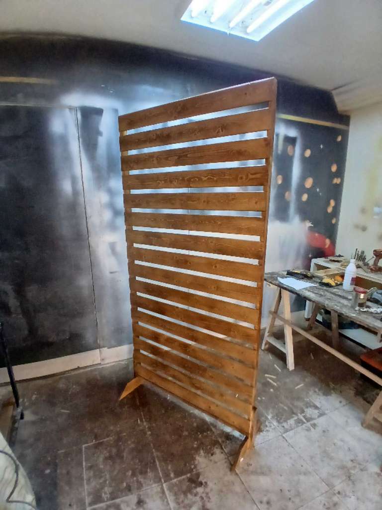 Paravent, séparation et habillage en bois 