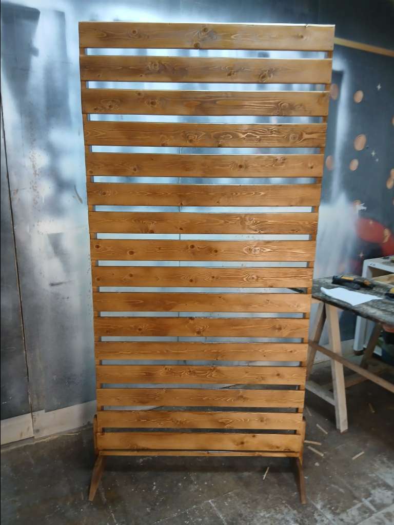 Paravent, séparation et habillage en bois 