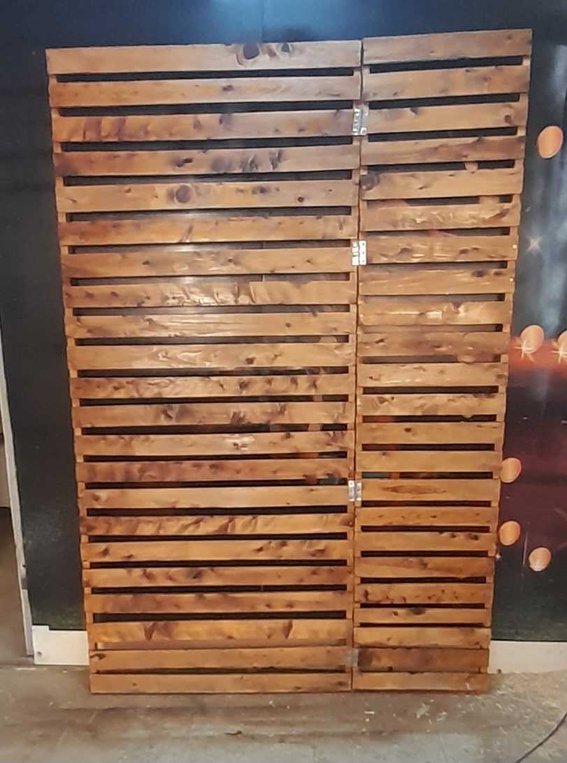 Paravent, séparation et habillage en bois 