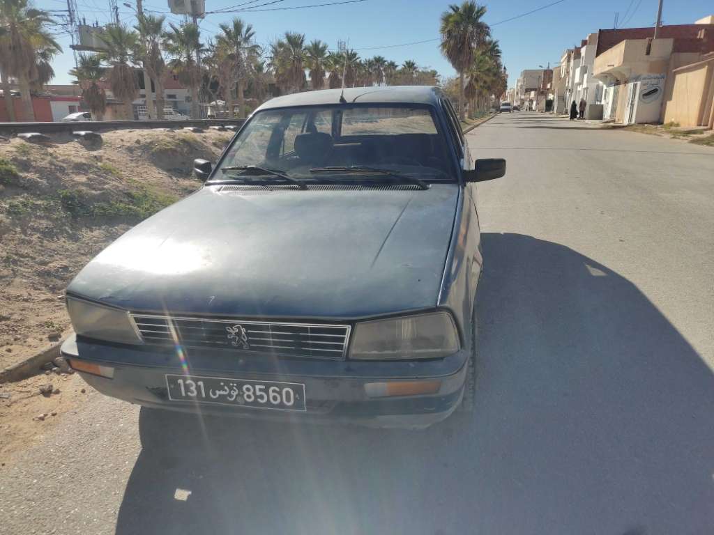 Peugeot 505 très propre 