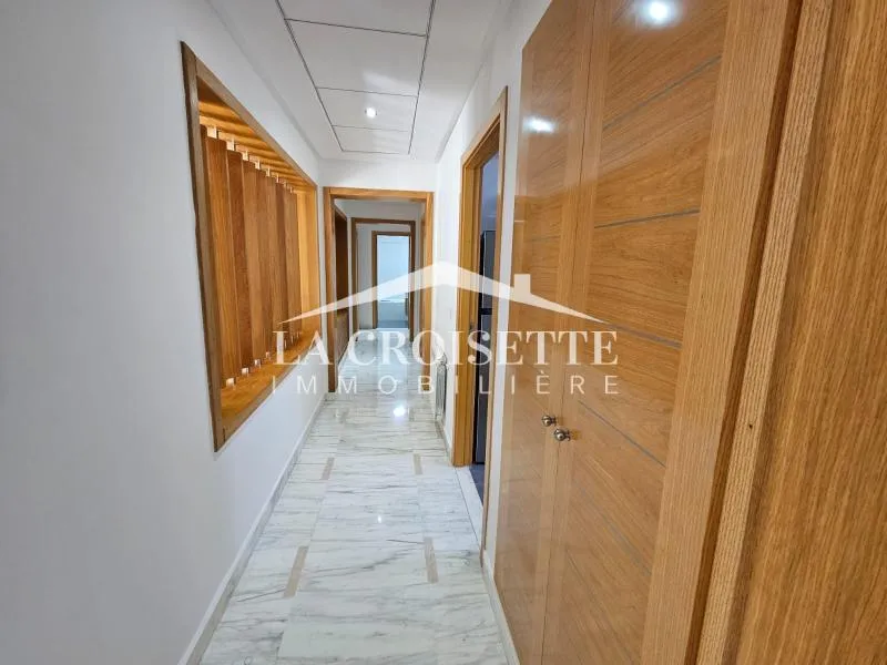 Appartement S+3 meublé aux berges du Lac 2 MAL2052