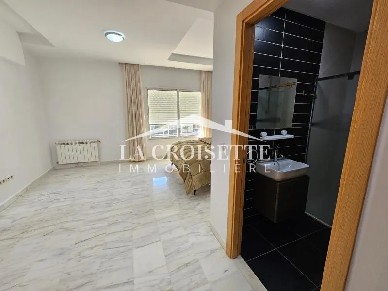Appartement S+3 meublé aux berges du Lac 2 MAL2052