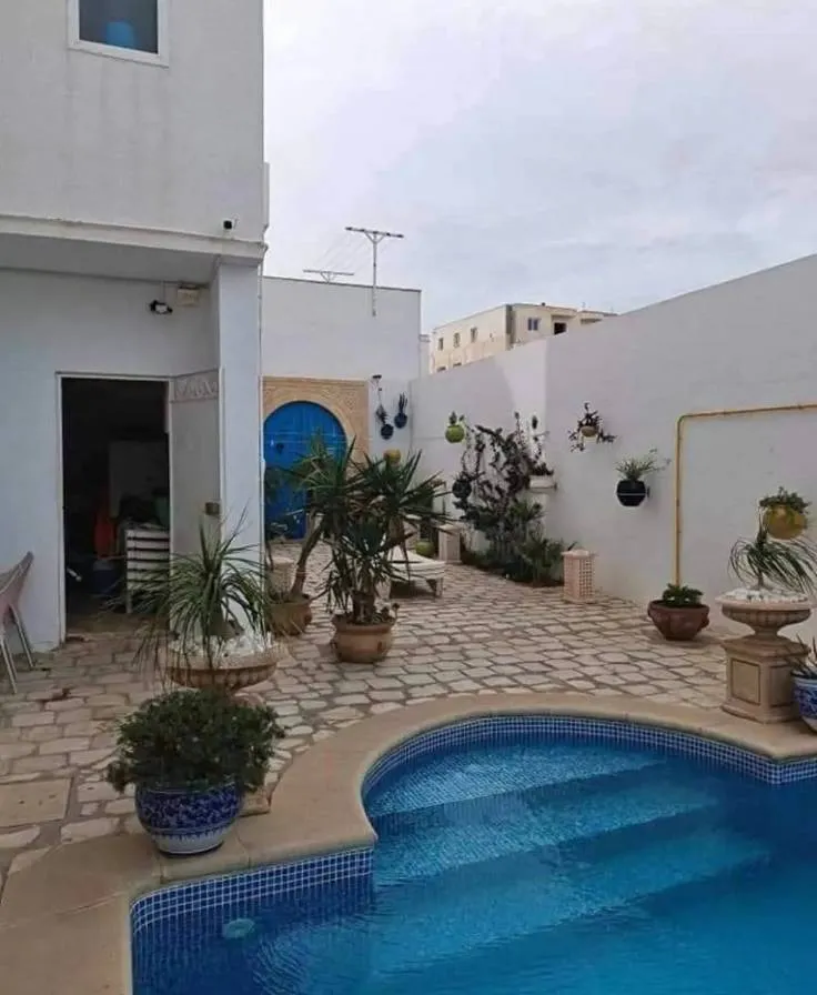 Belle Villa et 4 appartement équipée