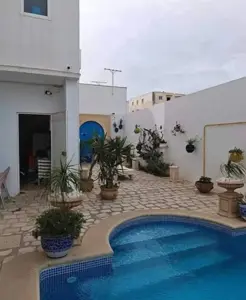Belle Villa et 4 appartement équipée