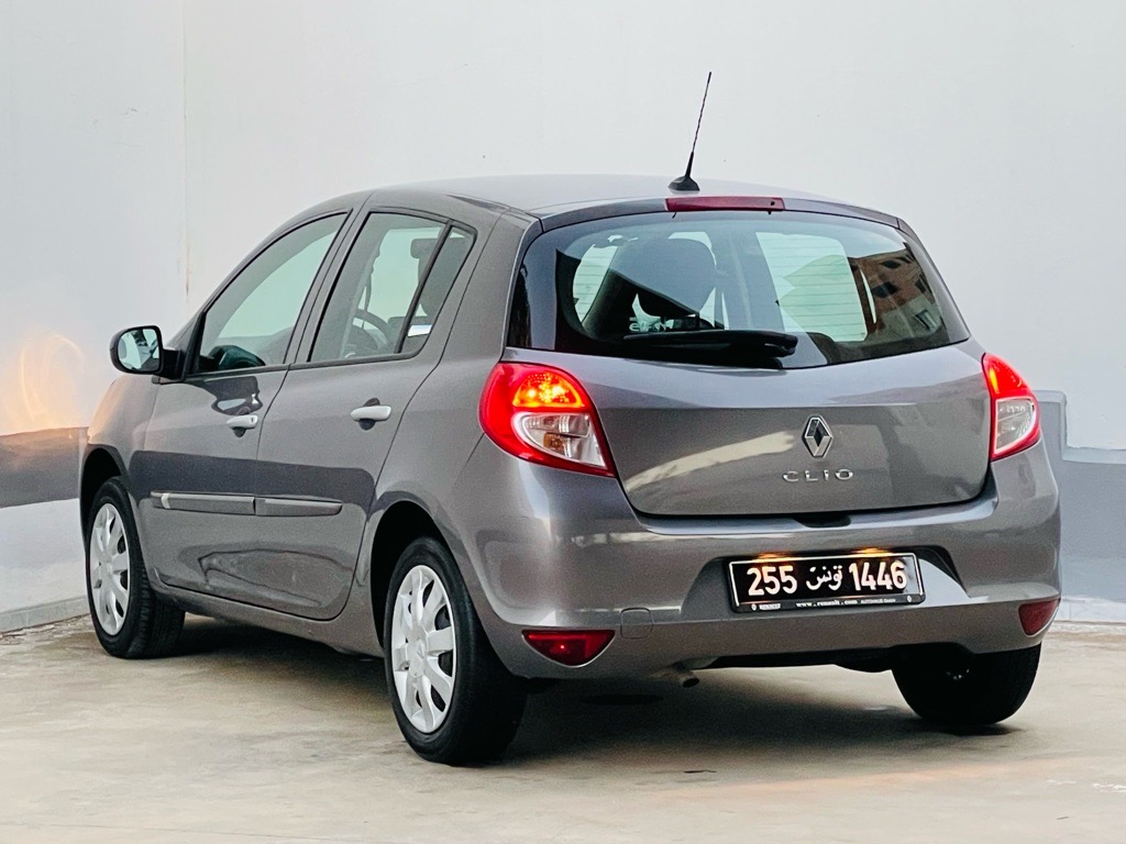 CLIO 3 moteur symbol FIN SERIE EX RS