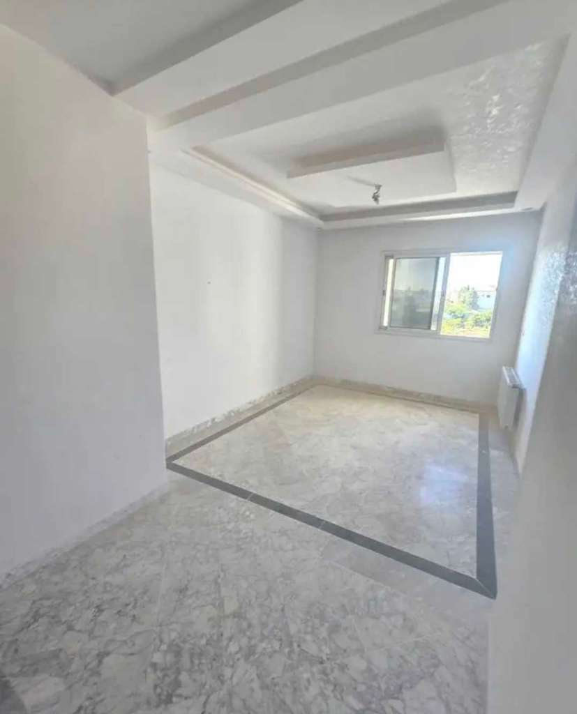 Belle appartement s3 haut standing carrefour jawhra 