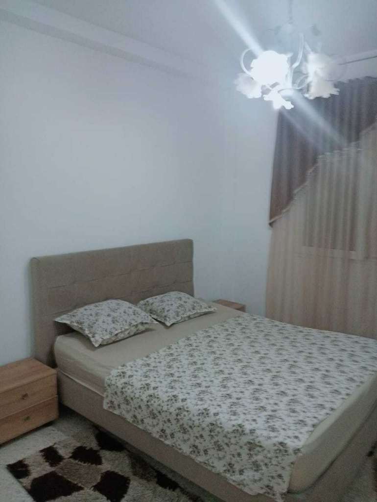 شقق مفروش الإيجار باليوم او اسبوع في مكان هادئ تونس العاصمة او العوينة 