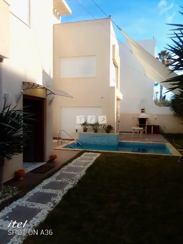 Villa ALMAZ(Réf: L1626)