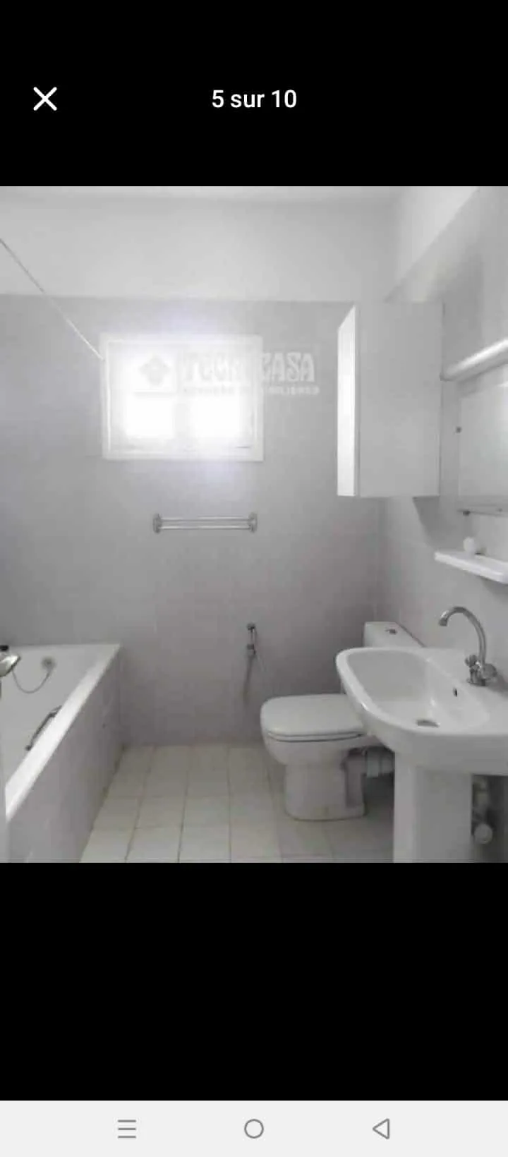 un appartements s+3 au 2éme étage (sans ascenseur) a vendre a Cité Nour Jaafer Prés de Esprit