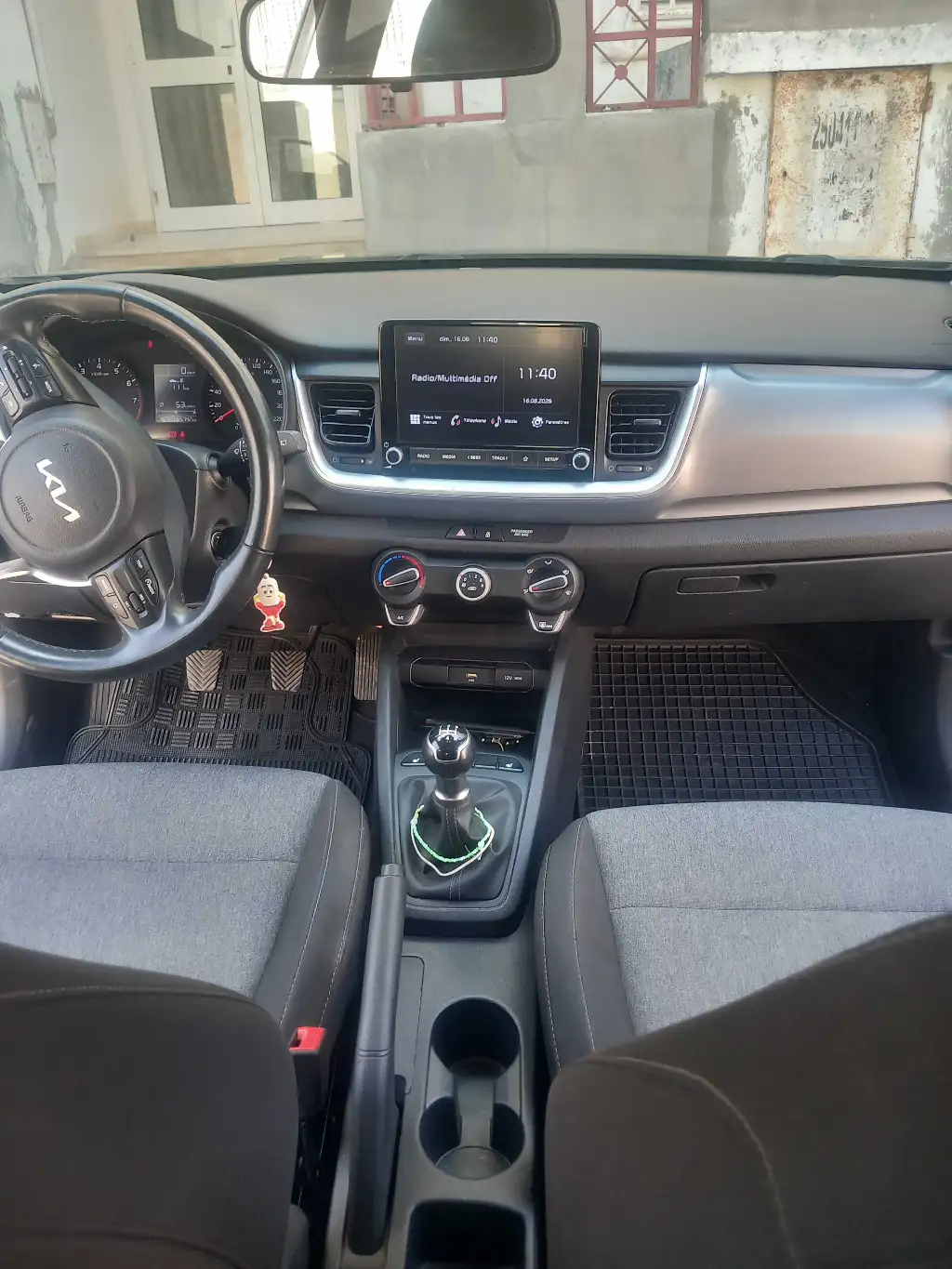 KIA STONIC
