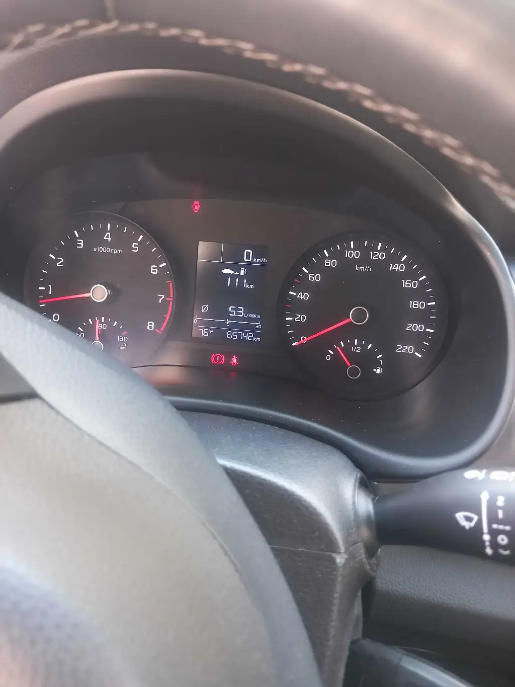 KIA STONIC